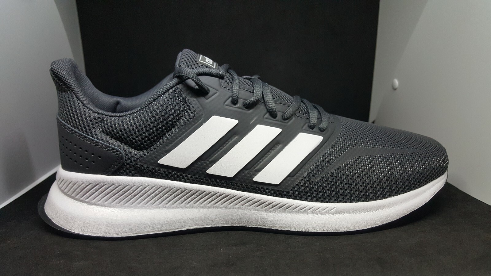 adidas f36200